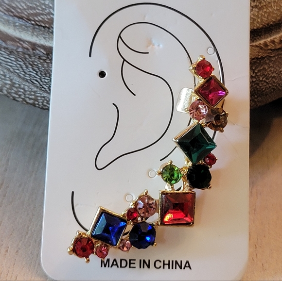 🔥LAST ONE🔥 Multicolor Jeweled Climbing Ear Cuff, unisex - Picture 8 of 9